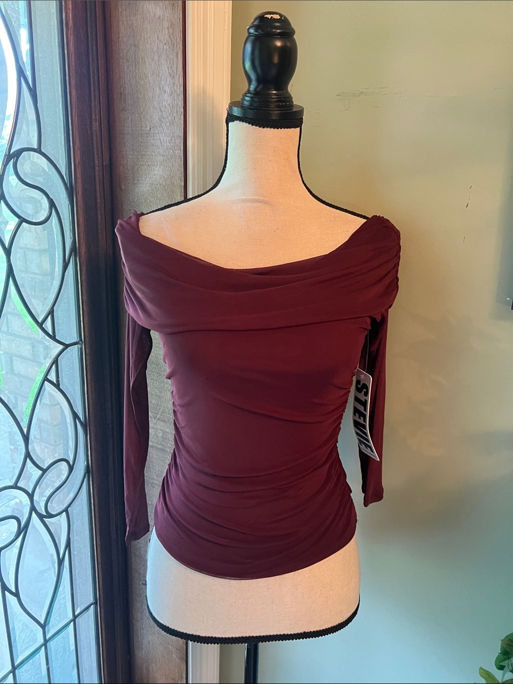 Steve Madden Off-Shoulder Long Sleeve Top in Burgundy